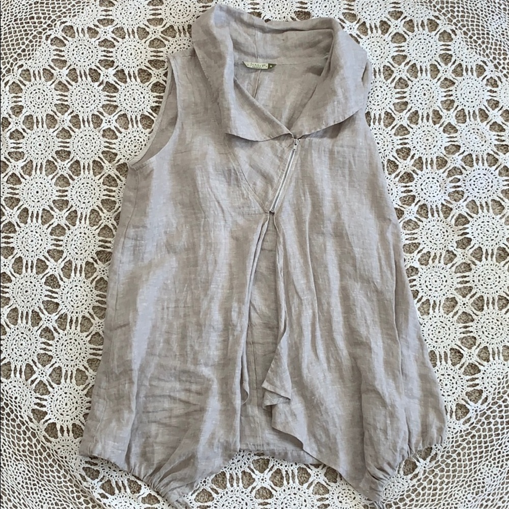 Chalet linen vest